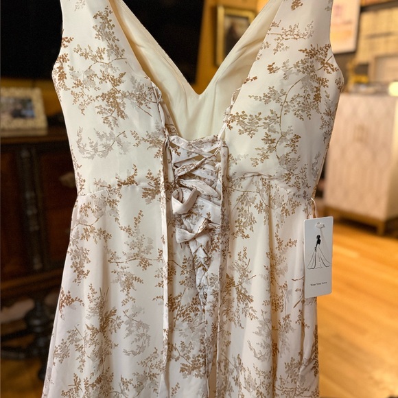 Elegant Floral chiffon V-Neck Maxi - Picture 3 of 4